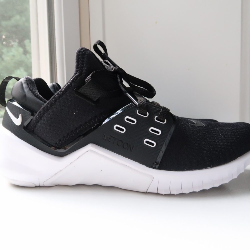 Nike Women's Free Metcon 2 Training Shoes